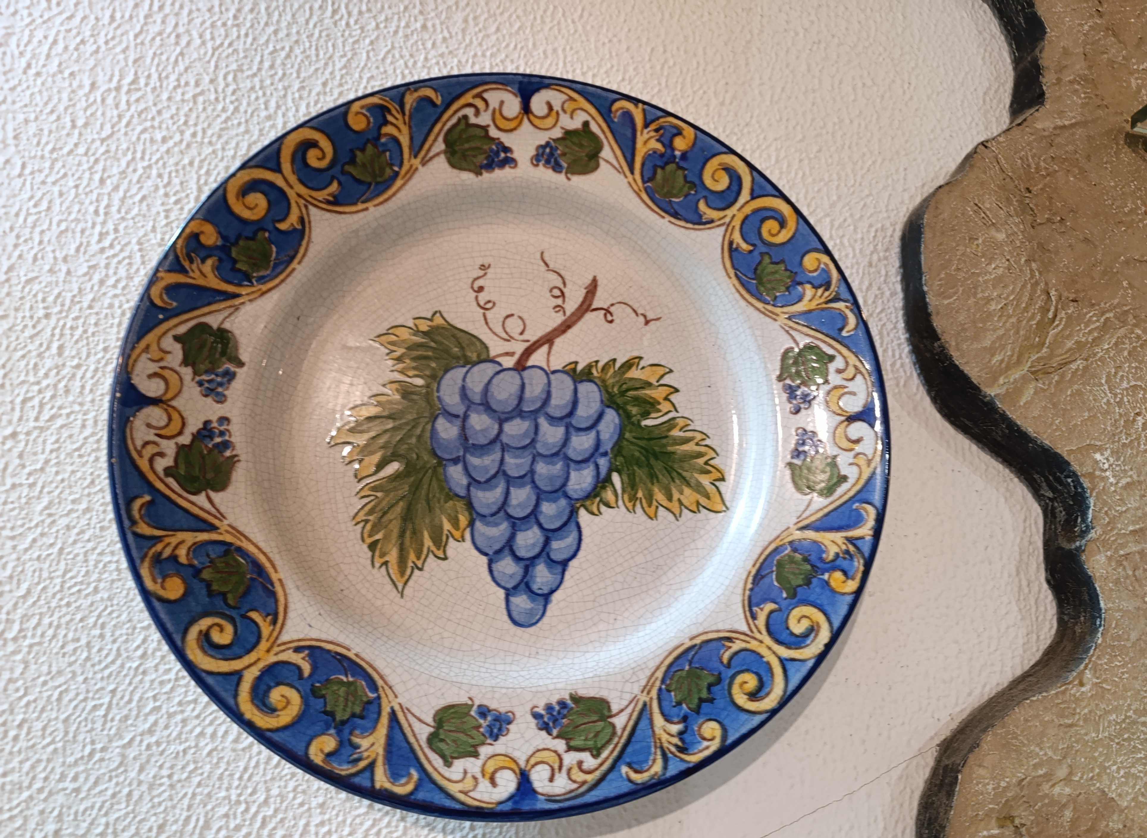 Prato Faiança Ilustração Vinha, 36 cm - Artesãos Cerâmicas de Coimbra