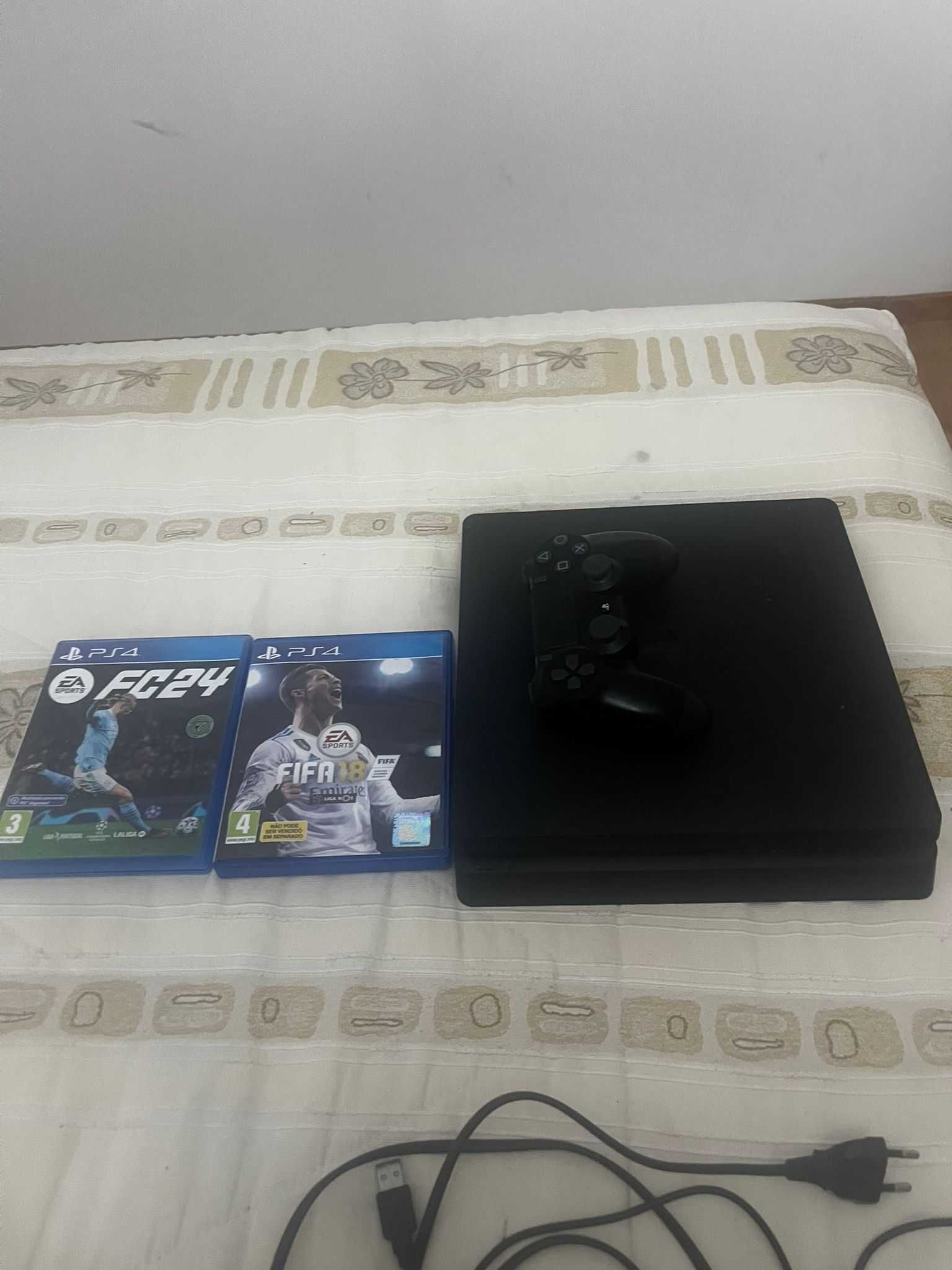 Vendo PS4  como nova
