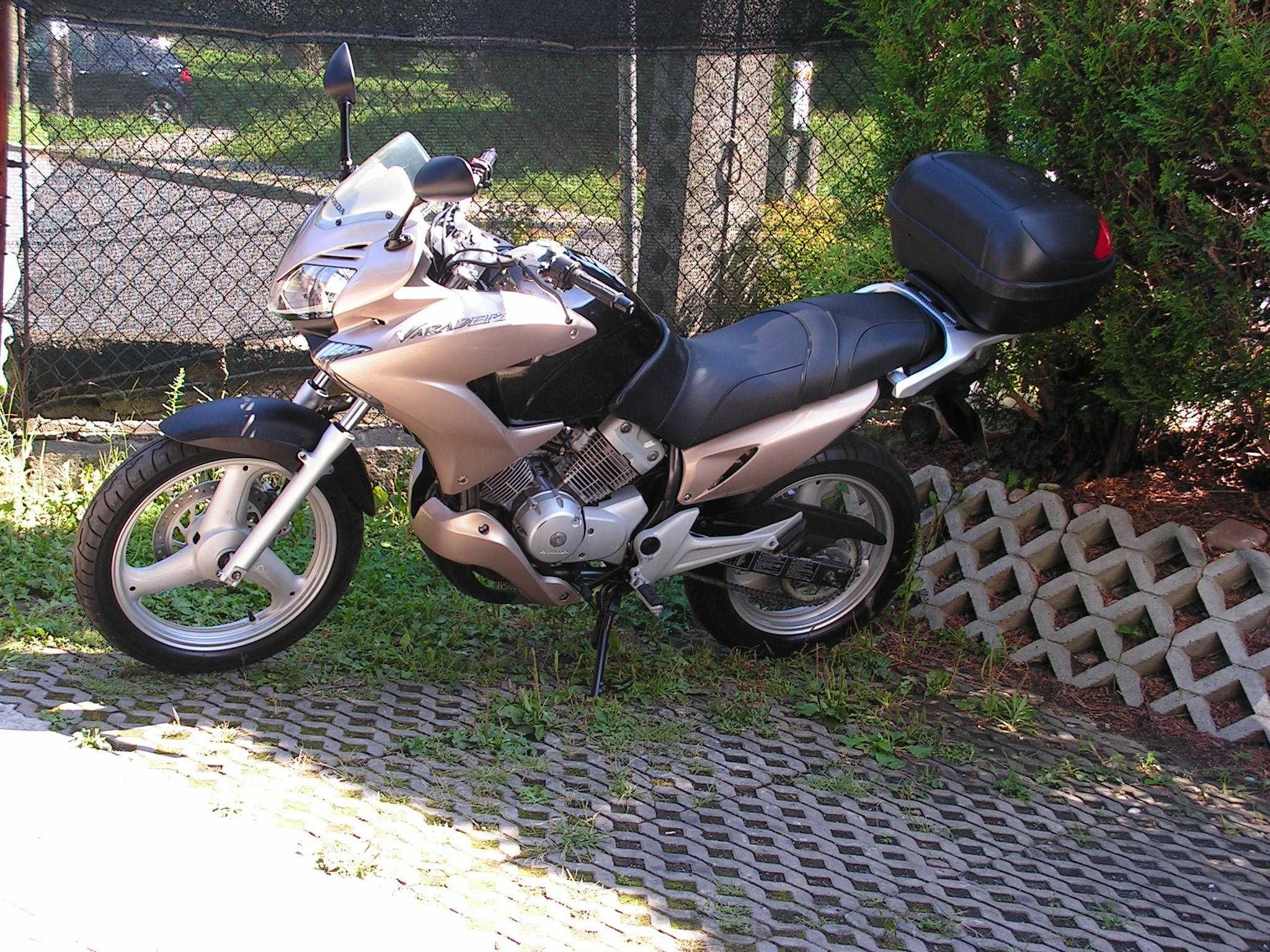 HONDA VARADERO 125 XL LIFT WTRYSK KUFER shadow cbf cbr wr 2008r. Kat B