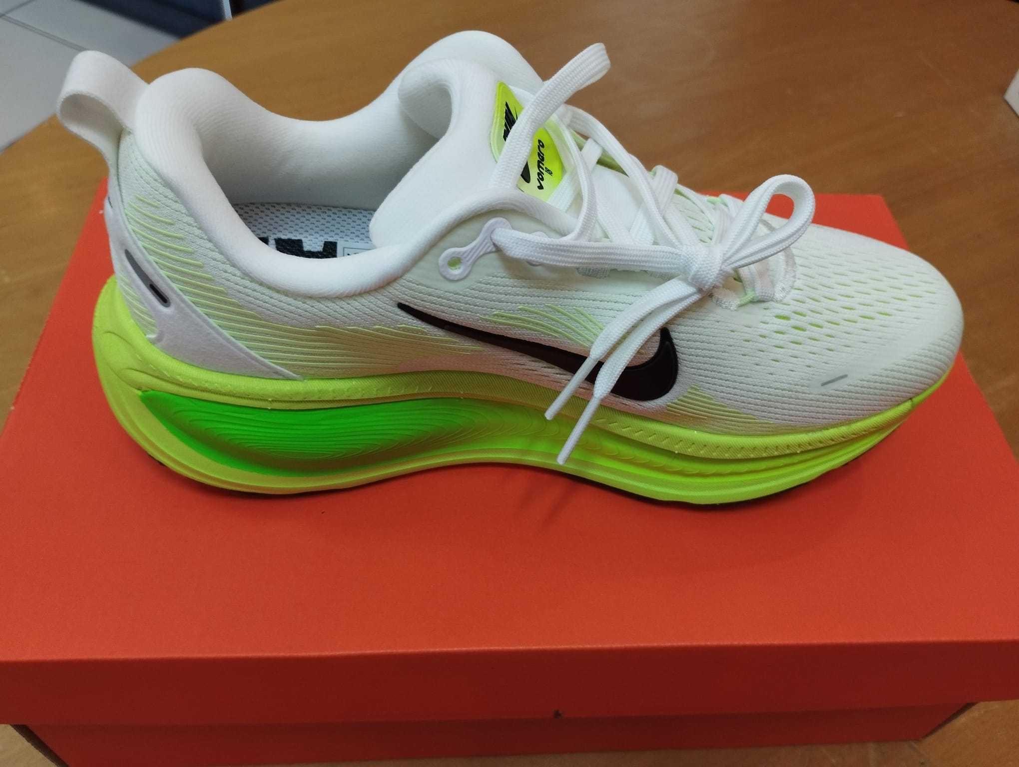 ORIGINAIS Nike ZoomX Vomero 18 NOVAS 37,5