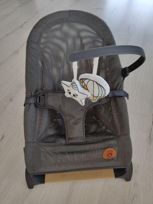 Lionelo June Air - leżaczek bujaczek z zabawkami Grey Graphite
