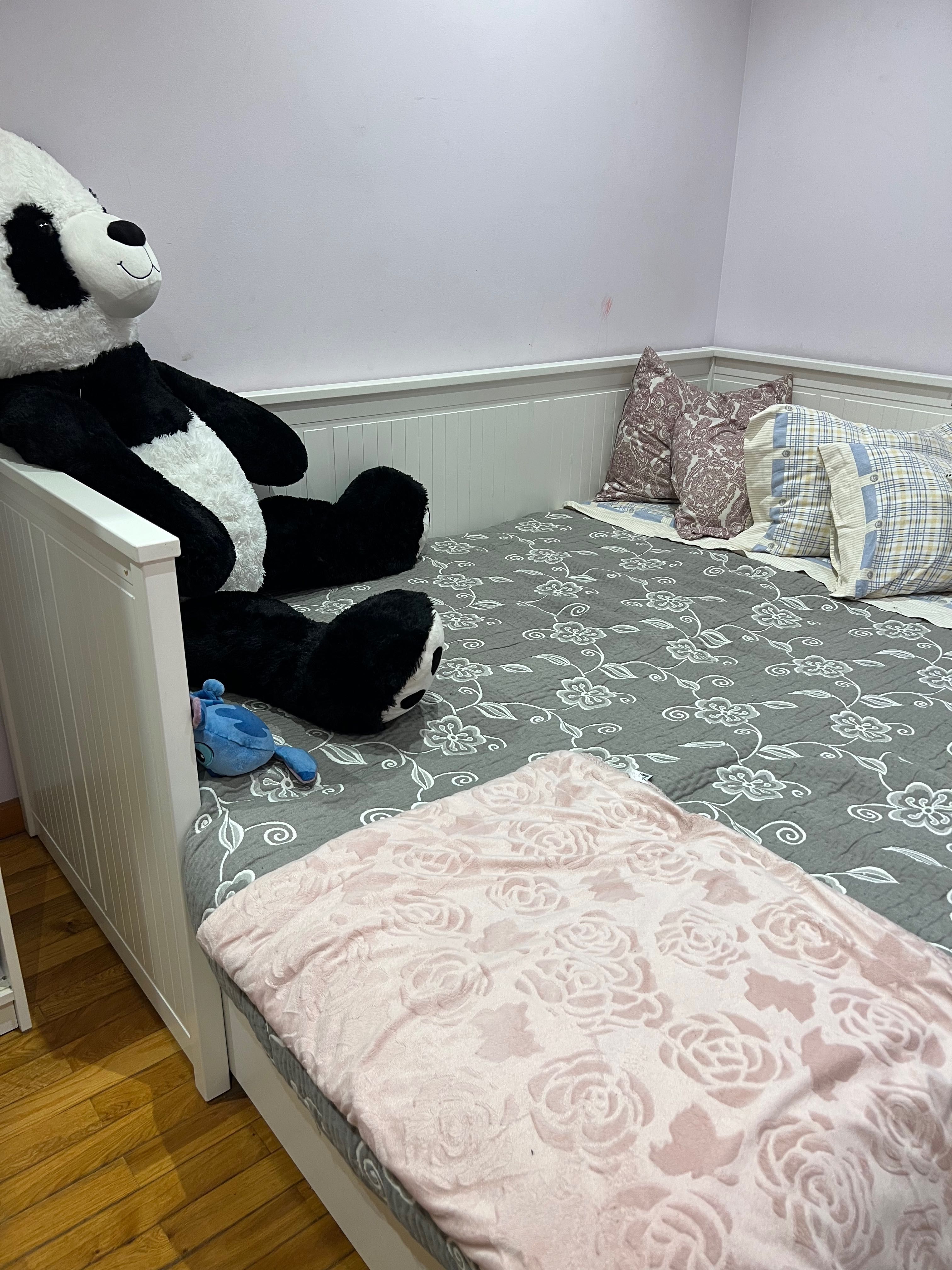 Cama Ikea branca solteiro / ou casal