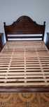 Cama de solteiro de madeira antiga/vintage