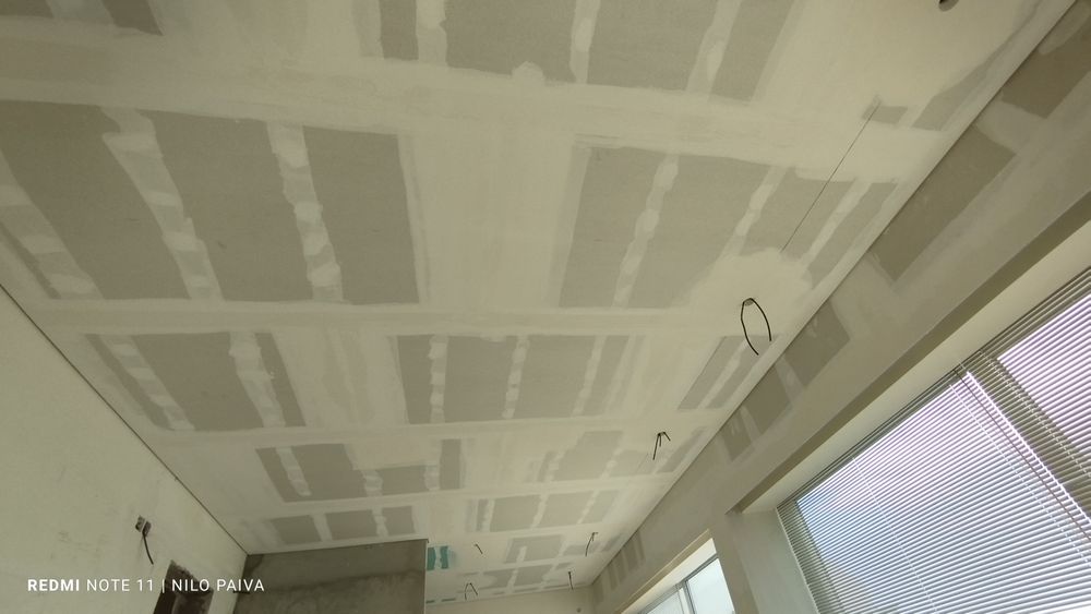 Faço barramento em Pladur ao M2