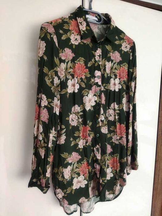 Koszula bluzka damska Reserved w kwiaty. Piękna zieleń. Rozmiar 38