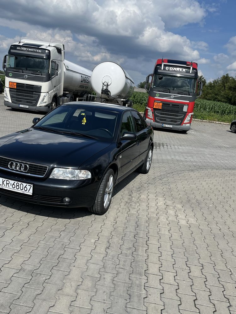 Audi A4 B5 1.8 benzyna |Climatronic | Alufelgi  | zdrowa |