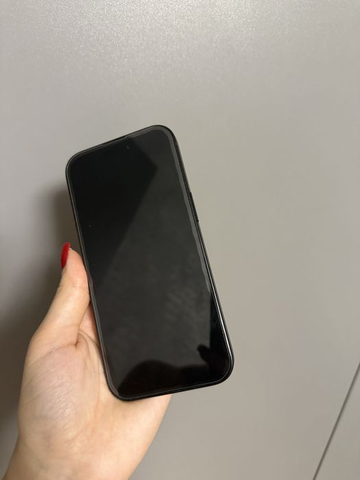 Айфон 15 128 гб чорний