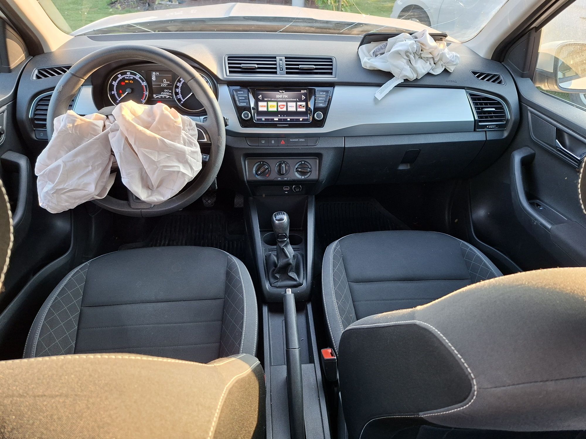 Skoda Fabia Ambition 2020 uszkodzona