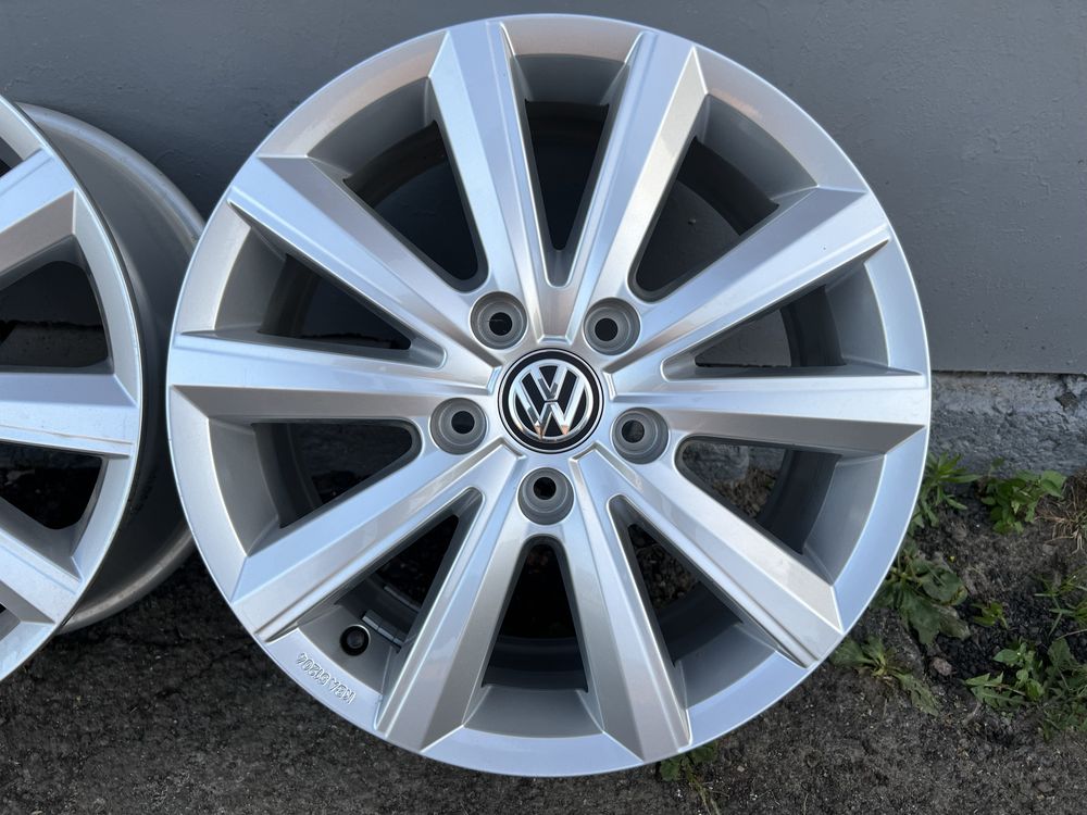 Два нових оригінальні диски Volkswagen r17 5*120 T6 T7