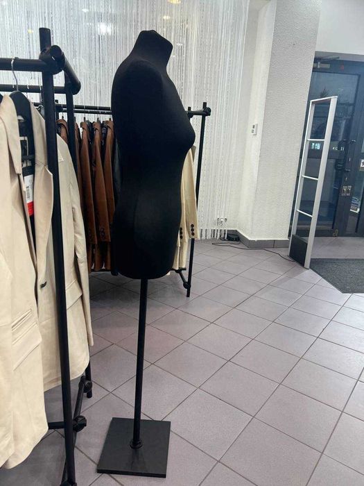 MANEKIN DAMSKI KRAWIECKI EKSPOZYCYJNY 36/38 – idealny stan, 3 sztuki