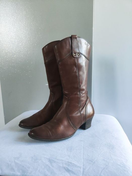 Skórzane ocieplane kozaczki kowbojki Caprice – brązowe, 38