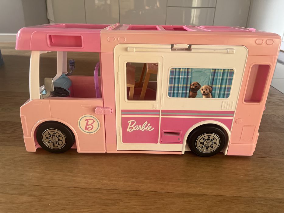 Barbie Kamper Samochód Kempingowy 3W1 GHL93