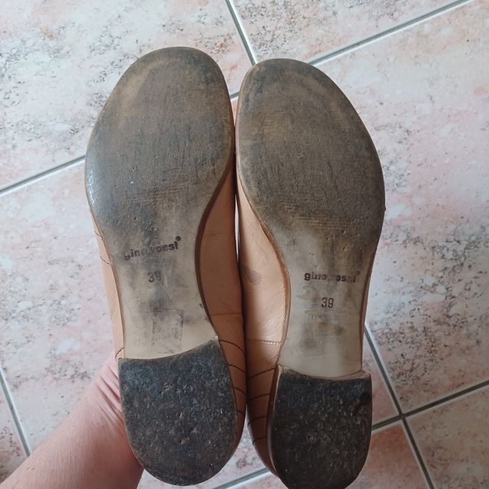 Buty firmy Gino Rossi skóra 39/25,5 cm/ salon 329 zł