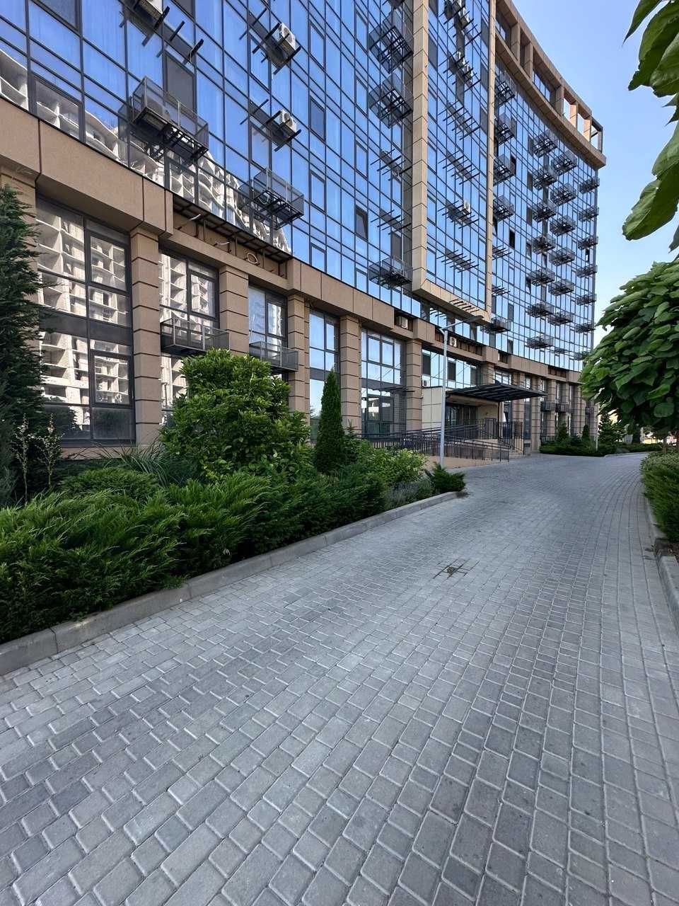 Продам 2-комн. квартиру+Кладовая в ПРЕСТИЖНОМ комплексе у МОРЯ!