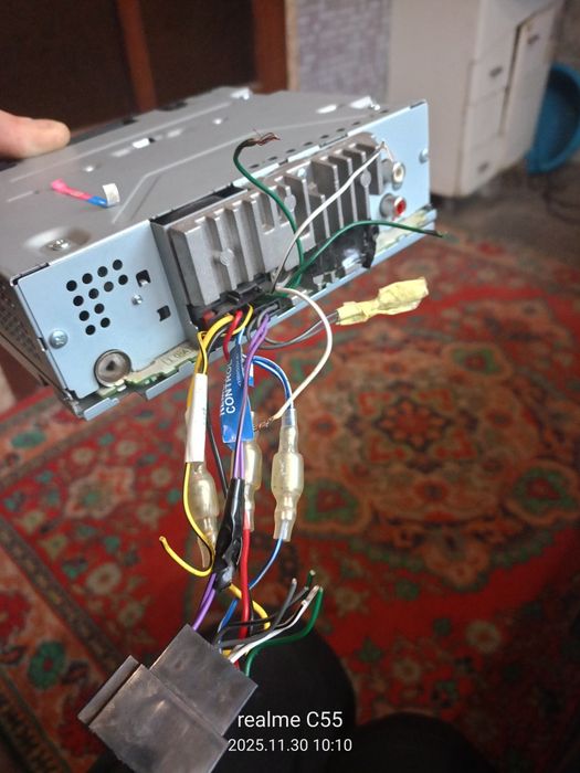 Автомагнитола продам