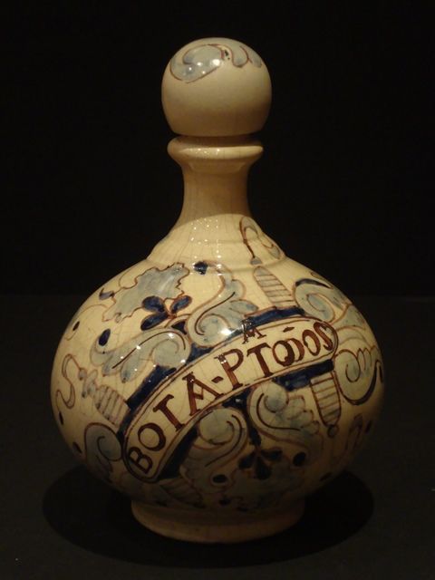 Grande Caneca em Faiança