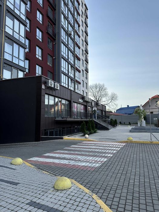 Продам двокімнатну квартиру  в центрі, видова парк річка поруч ратуша