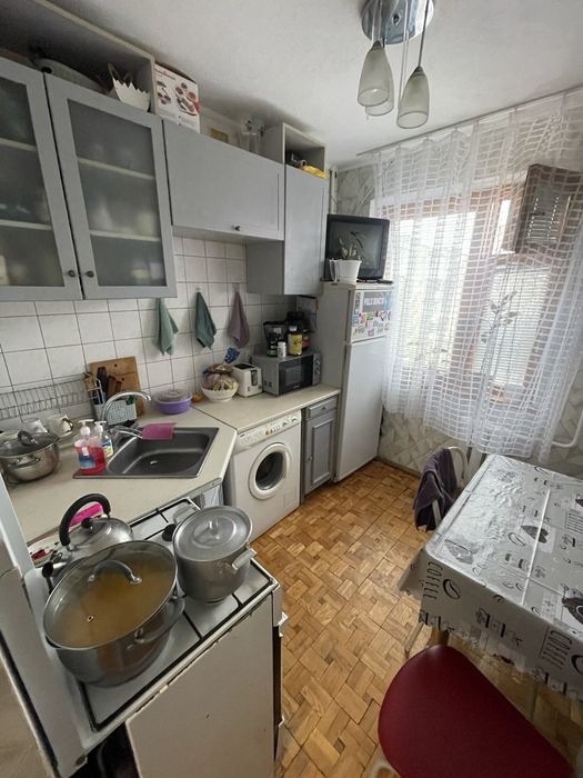 Продам 2-кімнатну квартиру