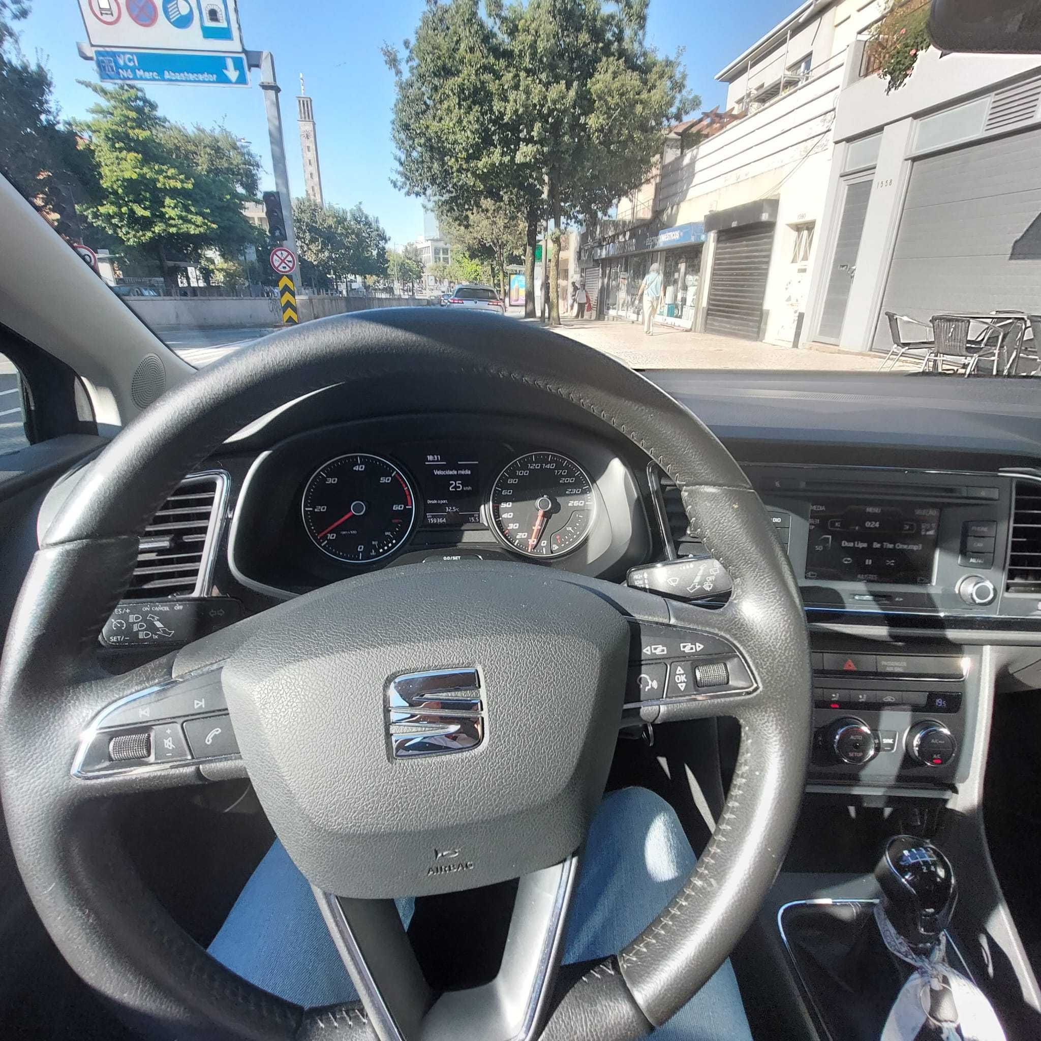 Seat Leon 1.6 Tdi (105 cavalos) - 2014 - Revisões na Seat - 160 000km