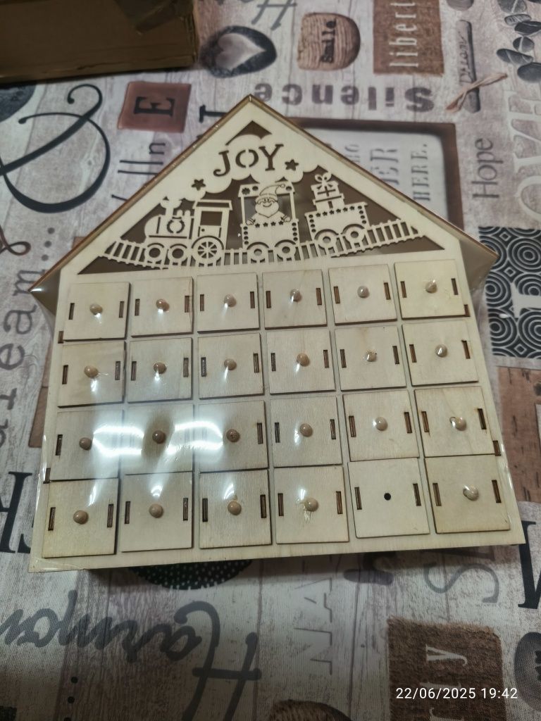 Calendário advento Natal com luz