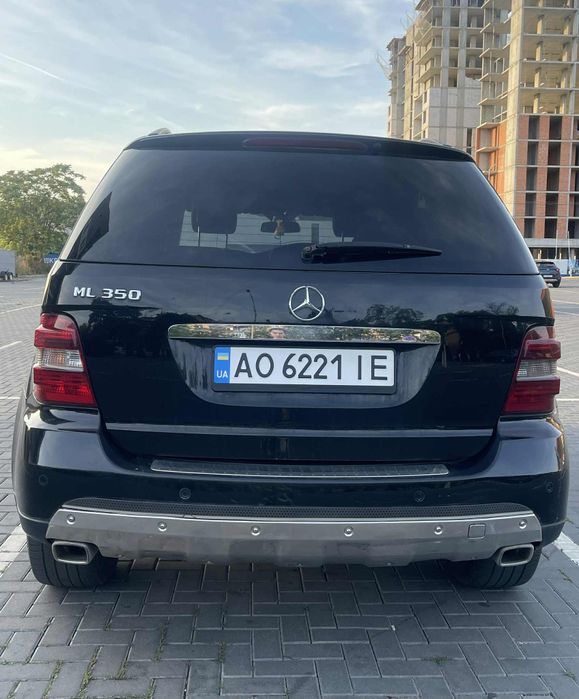 W164 ML350  2005 рік.