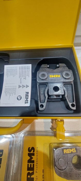 U16-32 Zaciski szczęki kątowe do rur Rems  Viega  Geberit Alupex