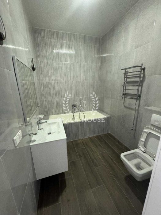 БЕЗ% Аренда дома(190м) с бассейном в стиле Hi-Tech Пуща Водица Горенка