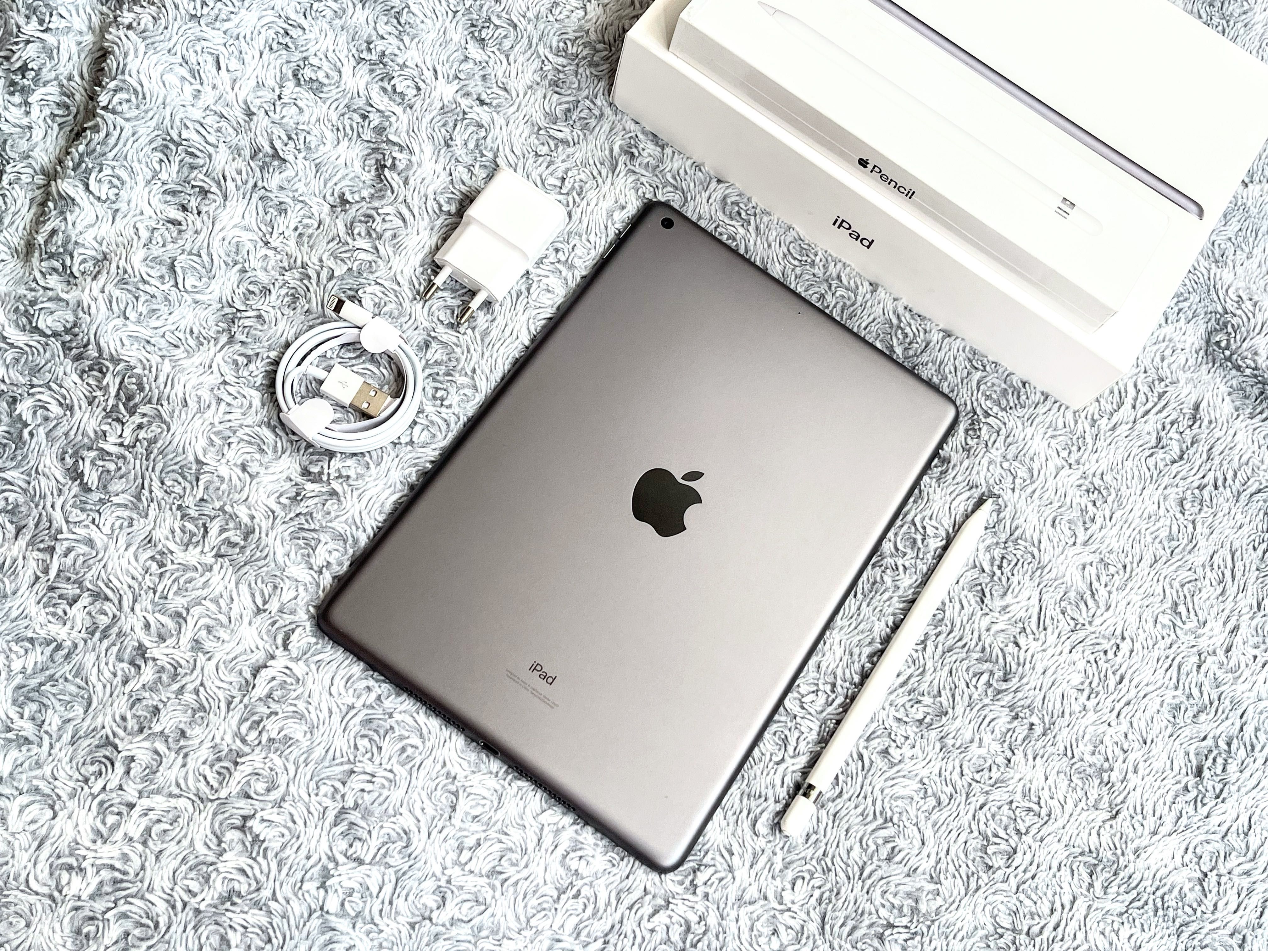IPad 9 (256 gb) wi-fi, комплект + подарки! А2602
