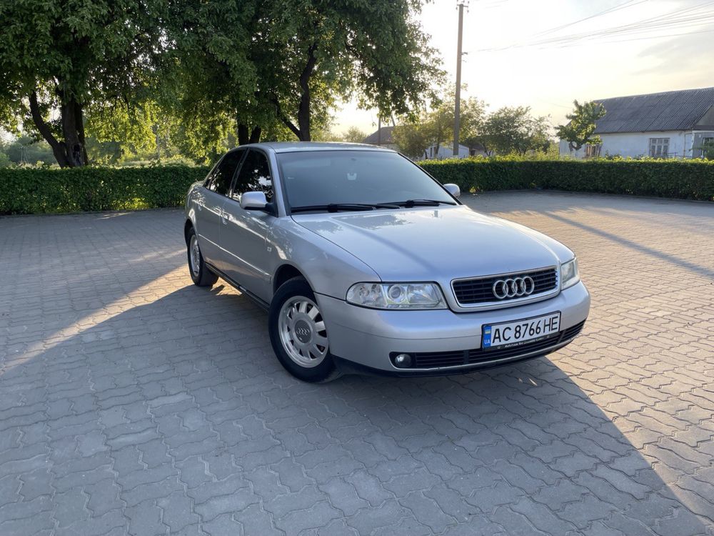 Audi A4 2000 рік, хороший стан