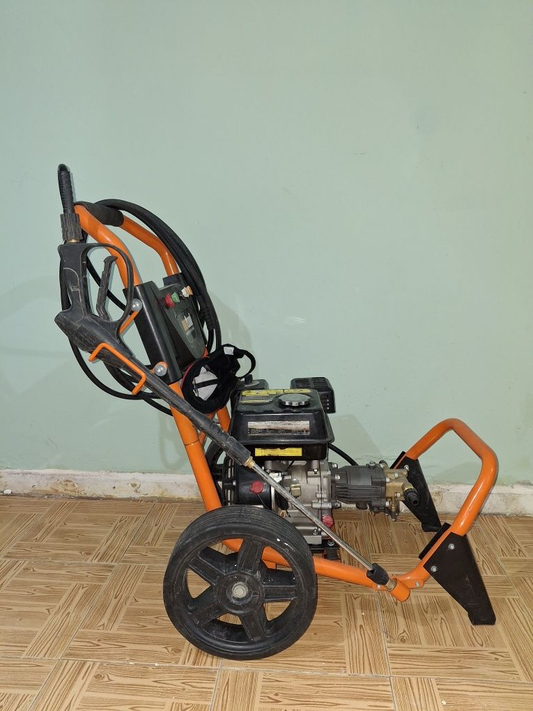 Maquina  de lavar de alta pressao