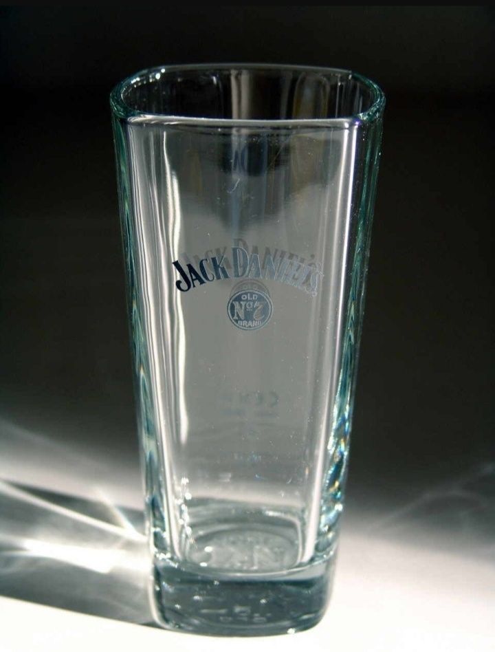 Стаканы (бокалы) мирового бренда Jack Daniel's.