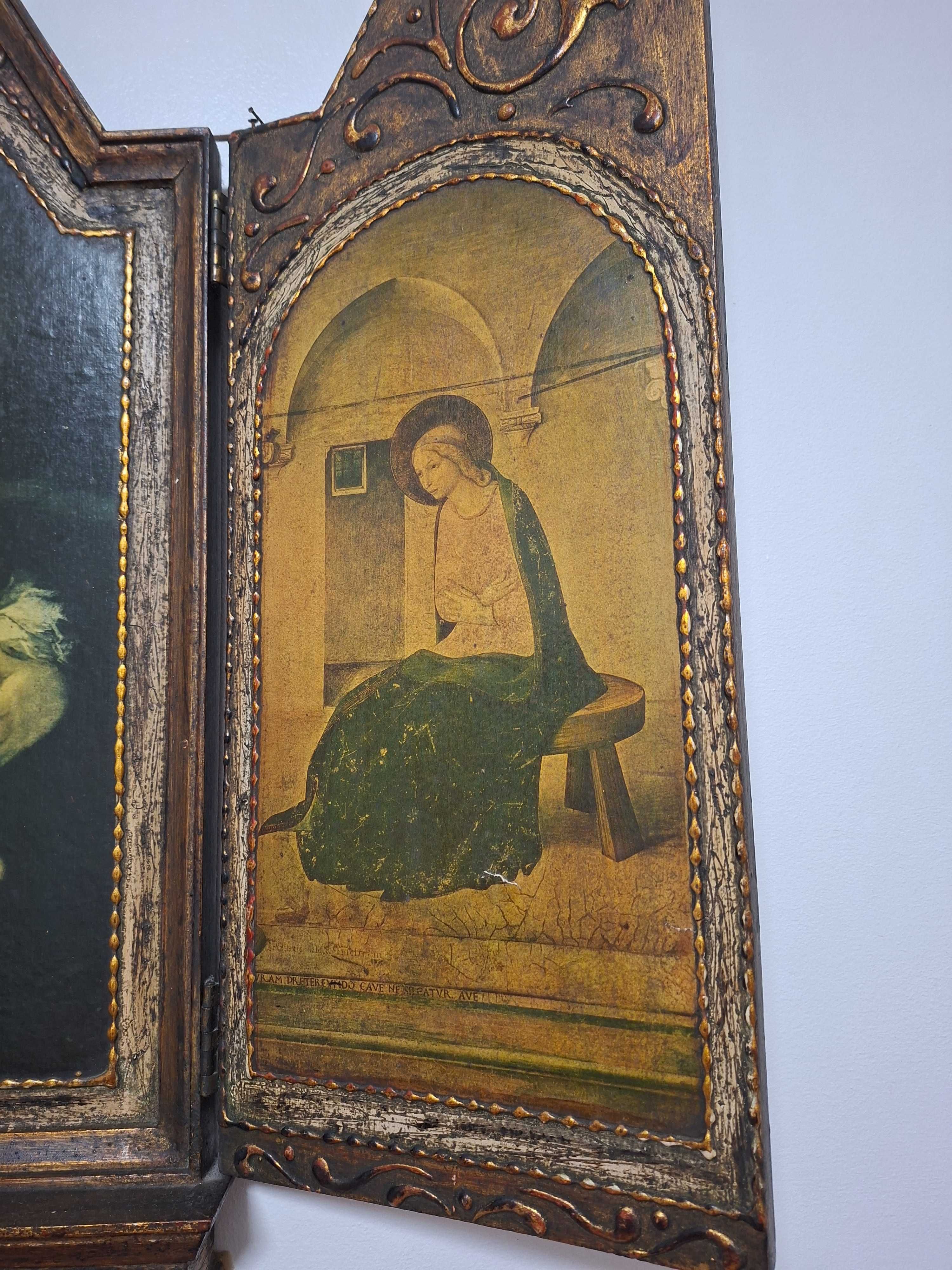 Tríptico religioso em madeira entalhada