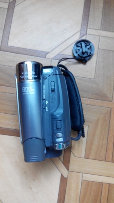 Видеокамера Sony DCR-HC26E (продажа только по Харькову)