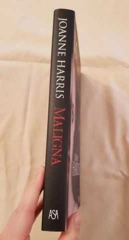 Livro "Maligna" de Joanne Harris