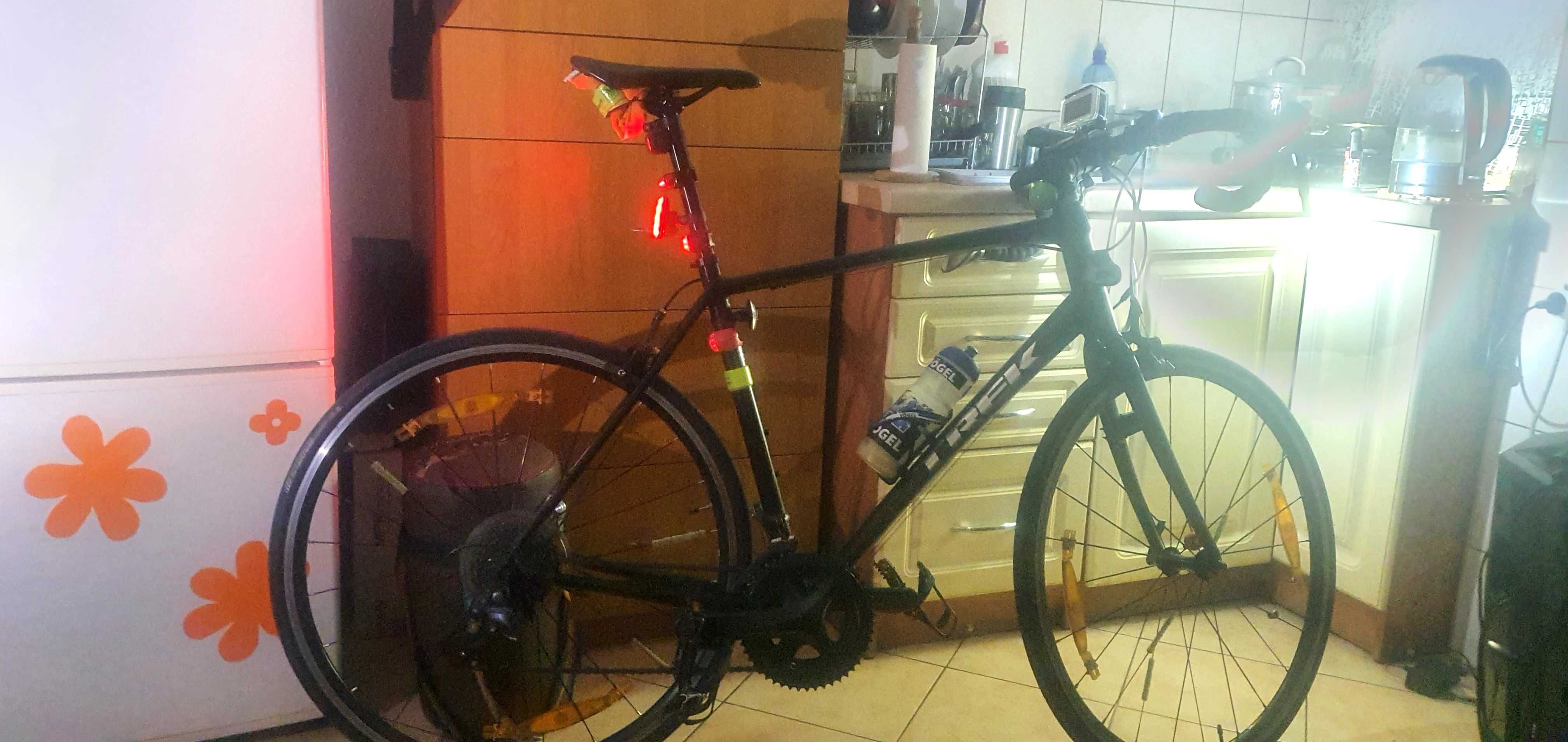 Trek Domane Al 3 Czarny (srebrne logo) Rama 58.Okazja!!