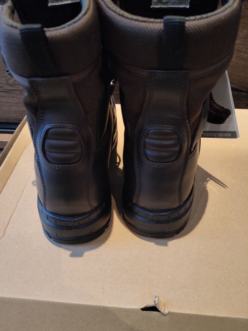 Buty wojskowe, trzewiki