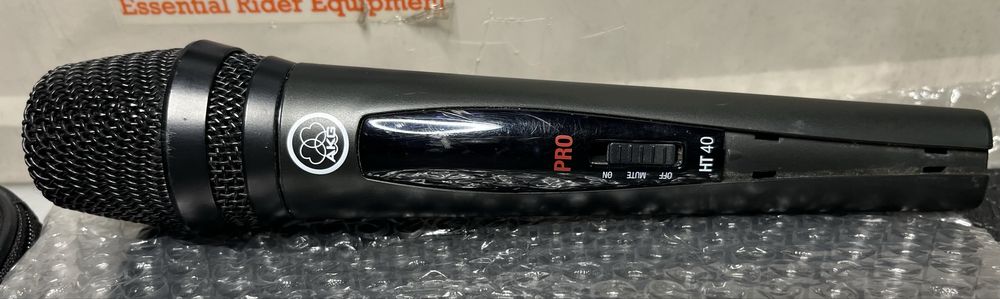 Microfone AKG PRO HT 40