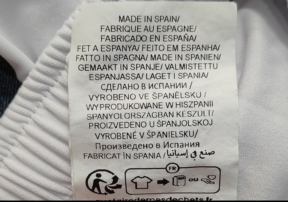 S) Real Madryt logowane spodenki klubowe Roz.116