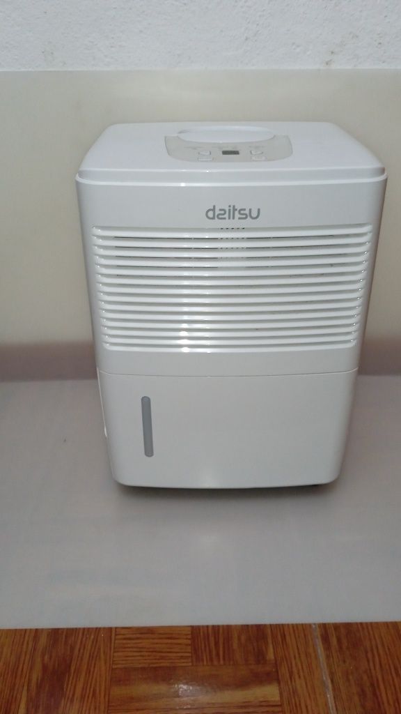 Desumidificador Portátil Daitsu