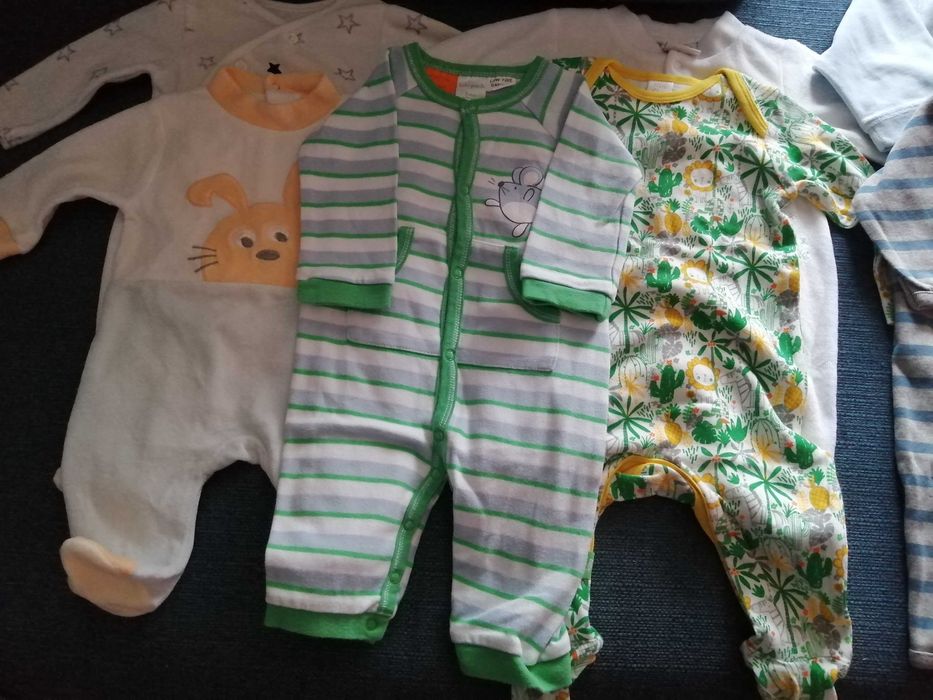 Zestaw ciuszków 0-6mscy