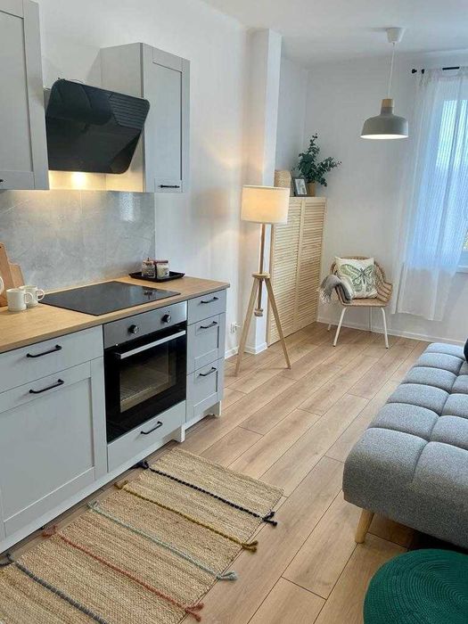 Kawalerka 26,5m2 Łódź, ul. Osiedlowa 2.  Cena: 2000zł ( 1400 + opłaty)