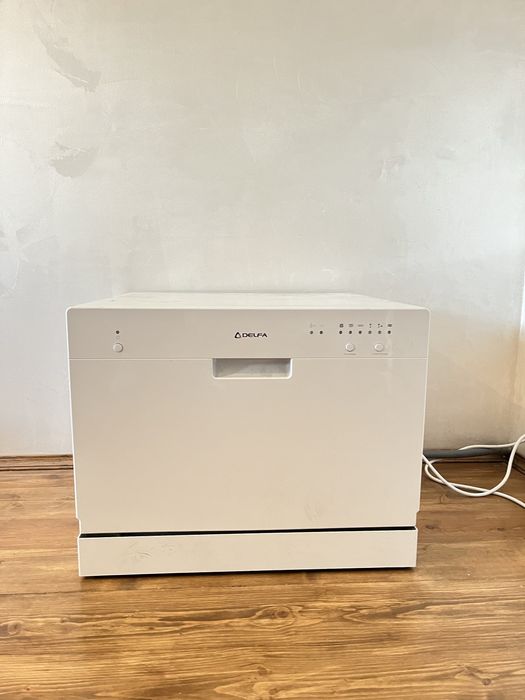 Посудомийна машина Delfa