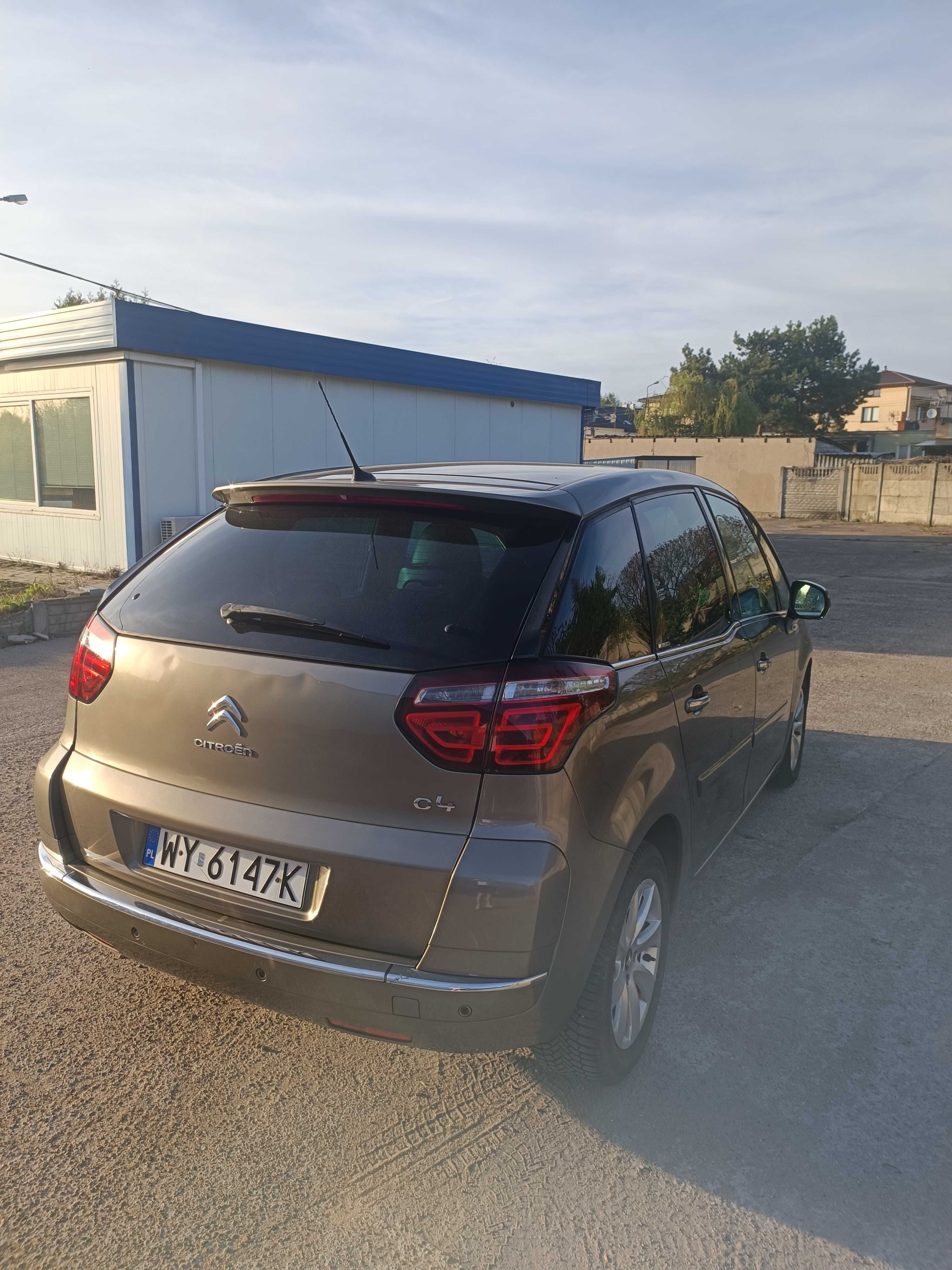 Citroen C4 Picasso / 2.0 HDI / 1 właściciel / DVD