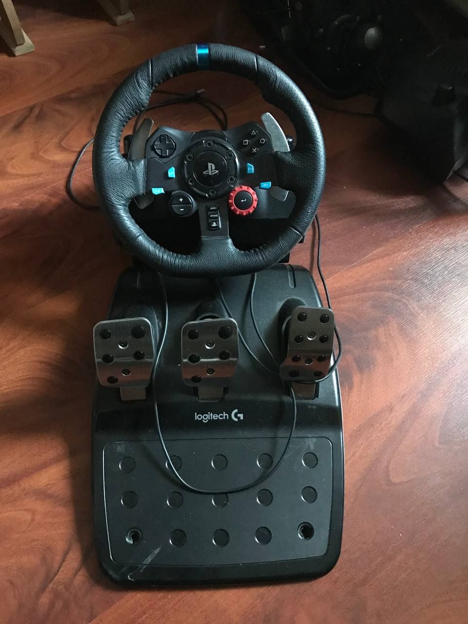Кермо Logitecю g29