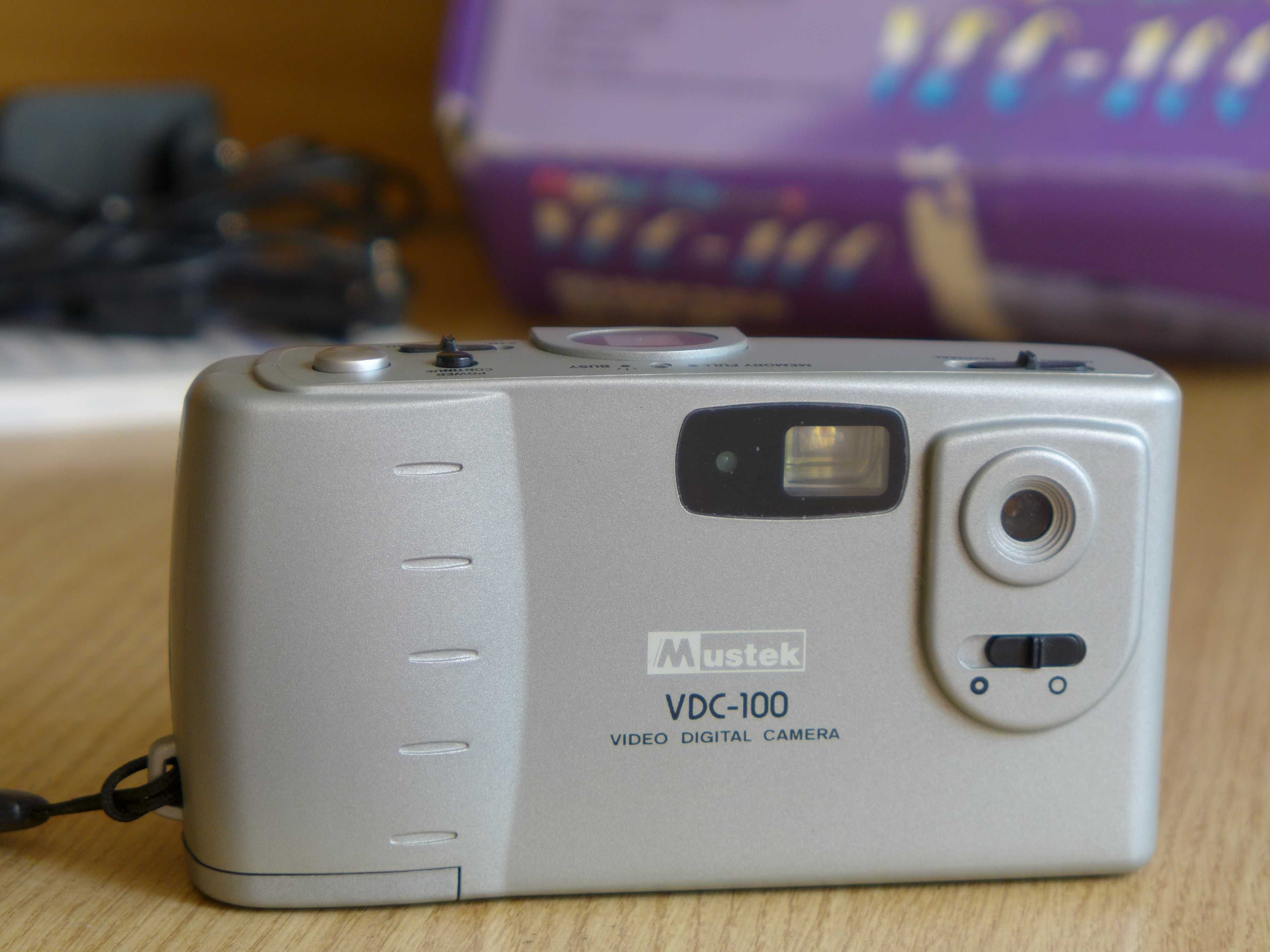 UNIKAT Aparat Mustek VDC-100 Cyfrowy aparat retro stan IGŁA IDEALNY