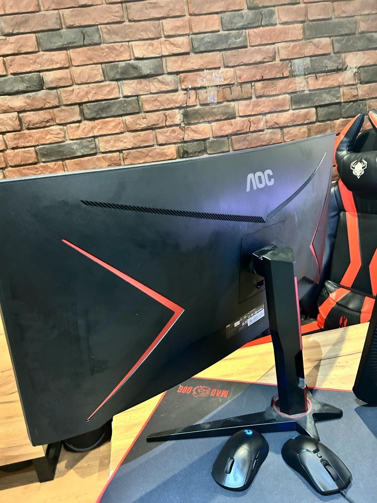 Monitor aoc 144hz 1mls szeroki
