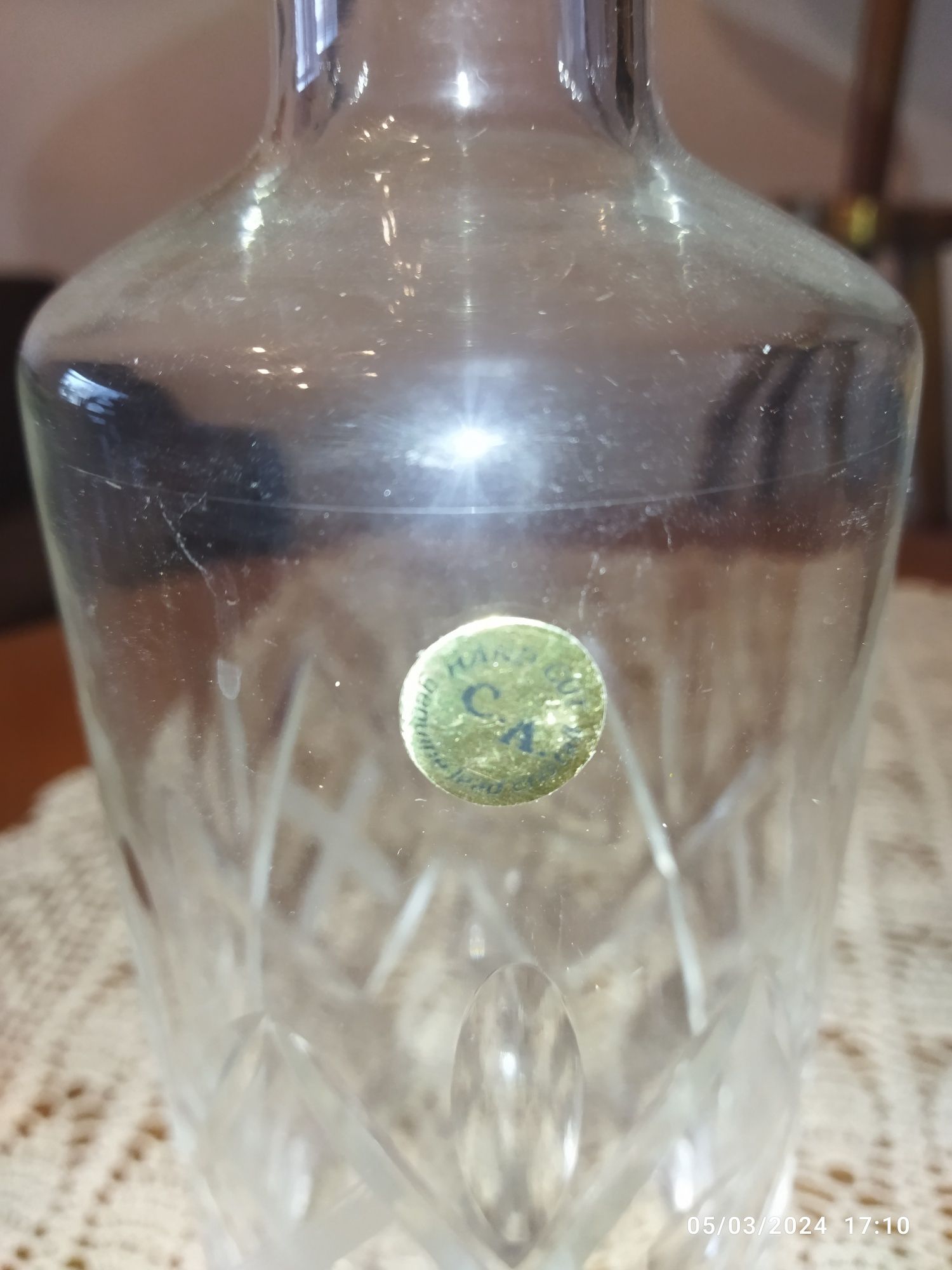 Garrafa em cristal, talhada à mão 30 cm