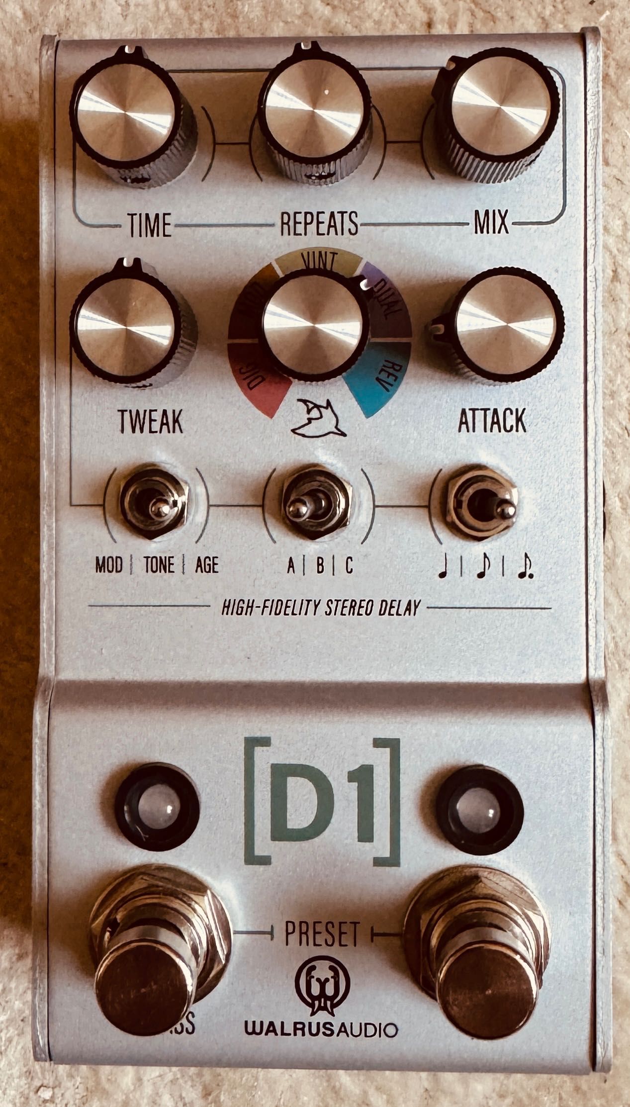 Walrus Audio D1 V2 - Delay