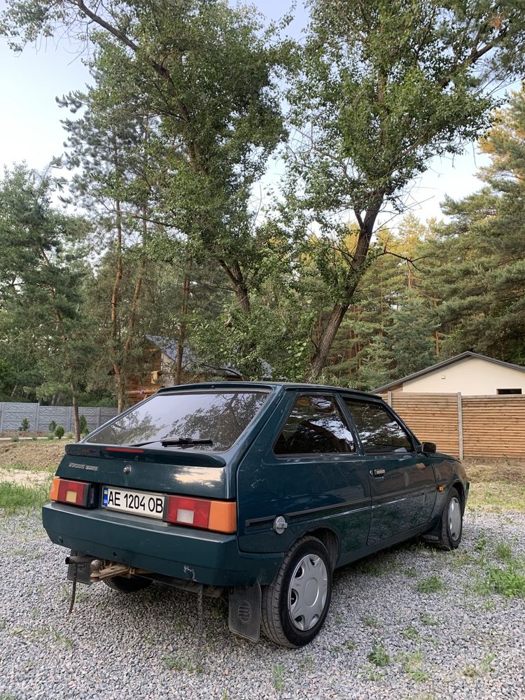Продам таврию нова люкс