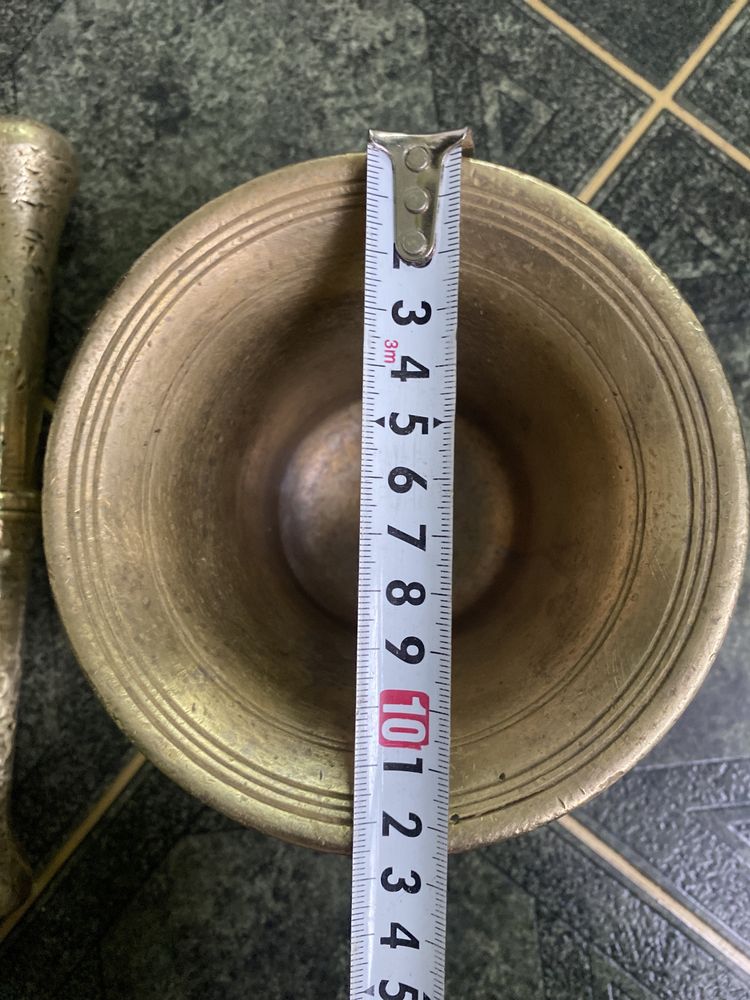 Ступки бронза 3.7 и 4 кг
